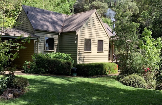 Shady Brook Alpine Delux Cottage & jardins