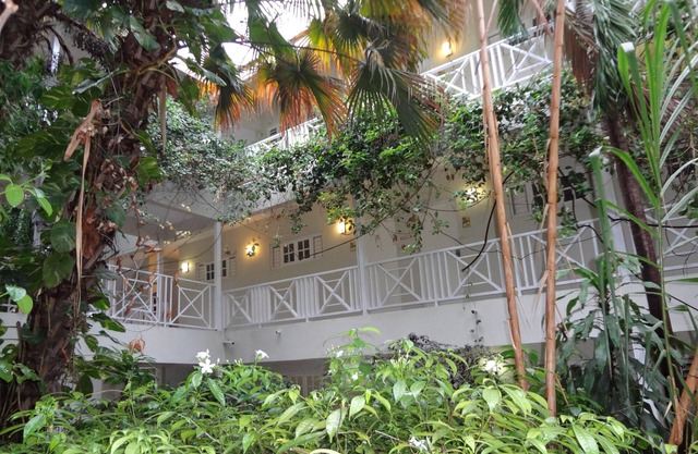 Altamont Court Hotel