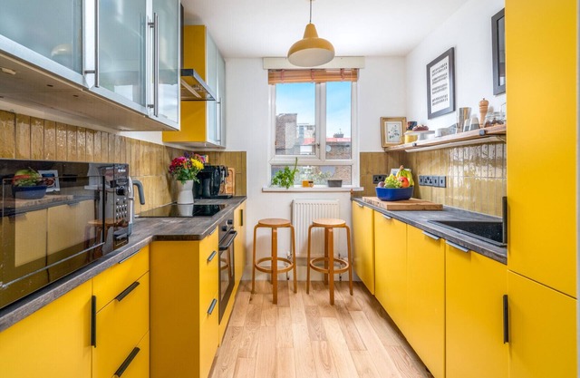ALTIDO Modern 2-bed flat w/ private terrace