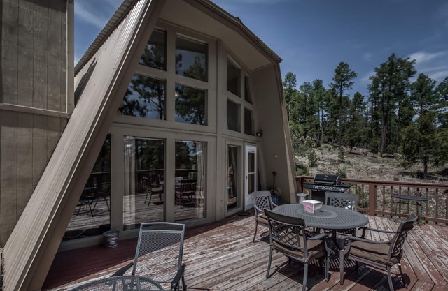 Alto Pines, 3 Chambres, pour 6 personnes, Cheminée à bois, Pont, Grill