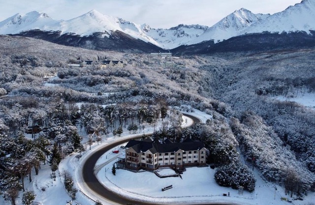 Altos Ushuaia Hotel & Resto