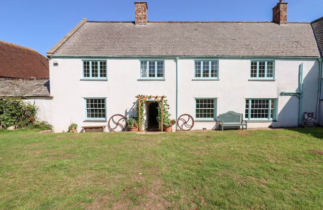 ALURIC'S HALL, with open fire in Porlock