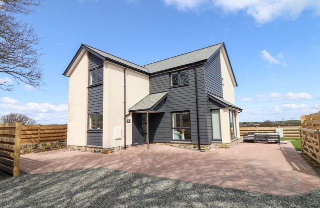 AMAL ANPRAS, pet friendly, with a garden in Tintagel