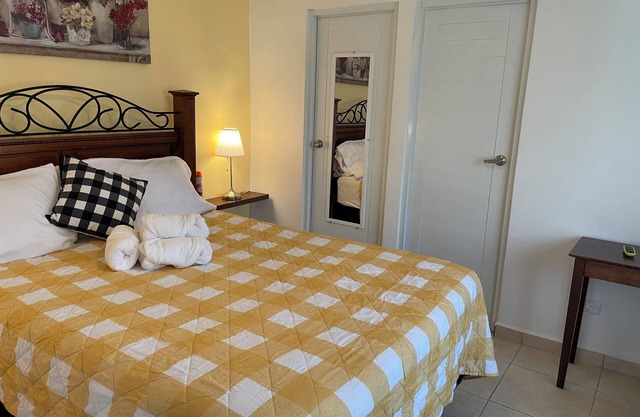 Amanecer, near SJU, Beach, equipped, WI-FI, 2TV4K