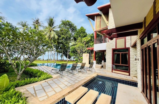 Amatapura 12 Beachfront Pool Villa
