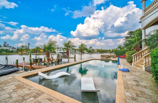 AMAZING 4 level SIESTA KEY home on large water with dock, crows nest, spa/pool