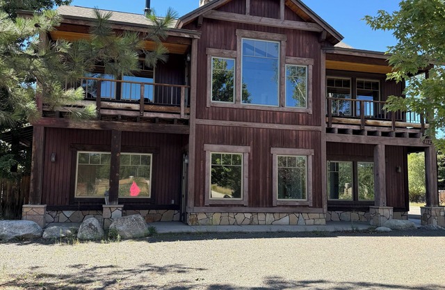 Amazing 5-bedroom house in McCall
