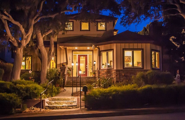 Incroyable nouveau domaine d'artisan de luxe 5BR / 4BA à proximité de l'aquarium, des plages et du golf