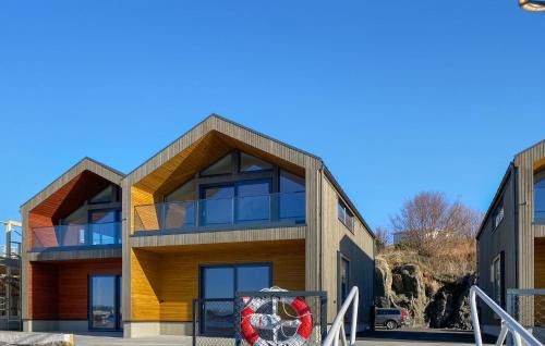 Amazing Apartment In Ulsteinvik