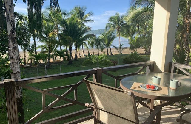 Maison de plage exquise sous la nouvelle propriété. Taux spéciaux!!