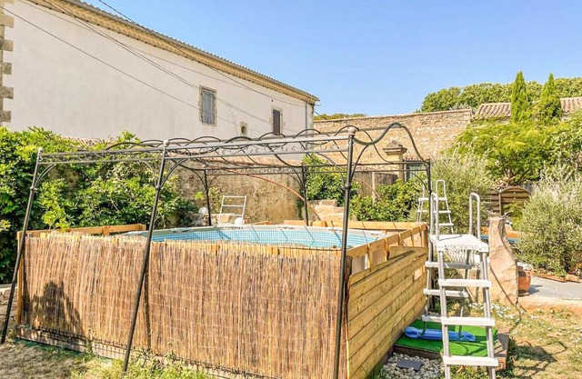 Amazing home in Générac with Outdoor swimming pool, WiFi and 3 Bedrooms