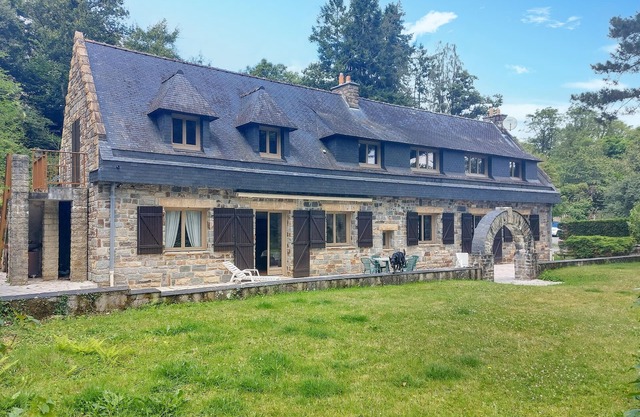 Superbe maison à Saint-Thurien avec.