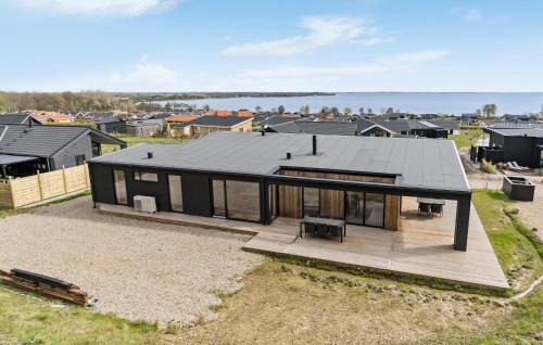 Amazing Home In Sjølund With Wifi