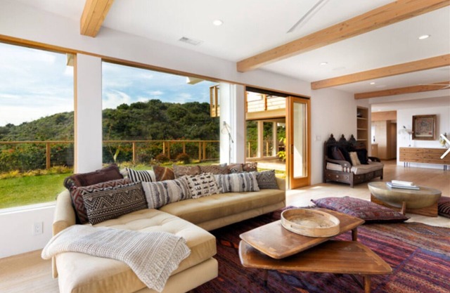 Amazing house in Malibu.