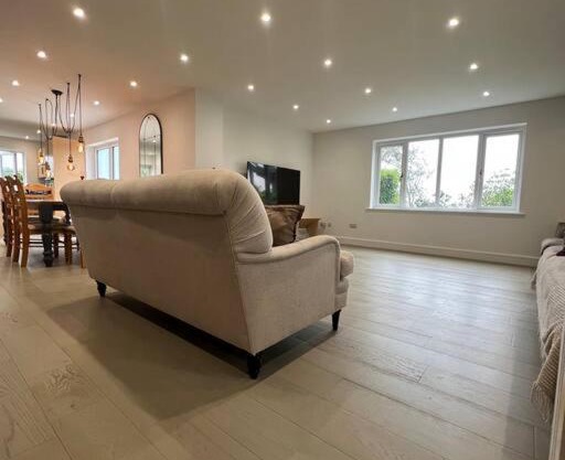 Amazing house sleeps 13