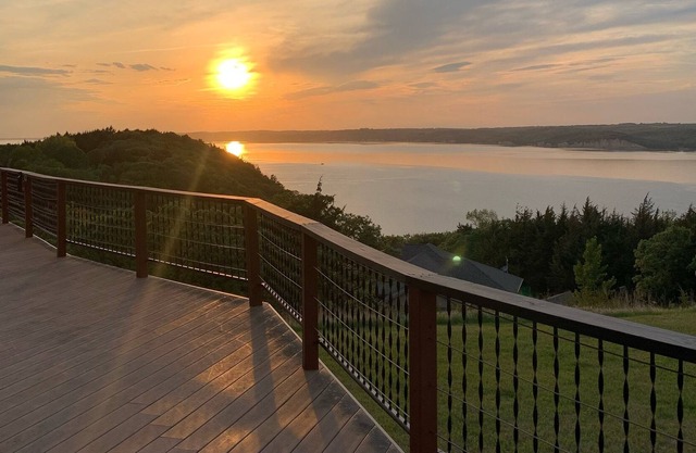 Amazing Lake View 6+ Bedroom Home