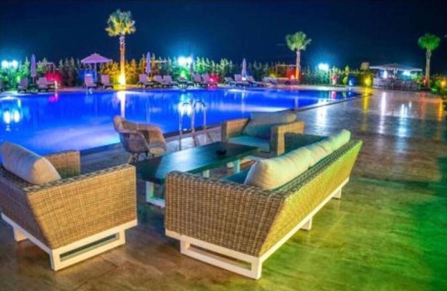 Incroyable luxueux appartement de 2 chambres dans une résidence 5 étoiles