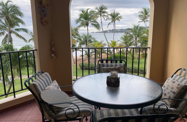 Amazing Ocean View 2 bedroom 2 Bath Villa In Pal Mas Del Mar Resort