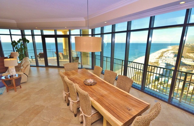 Vues millions de dollars! Platinum, Penthouse! Luxe ~ Unité de coin ~ Gulf Front ~ Haut de gamme!