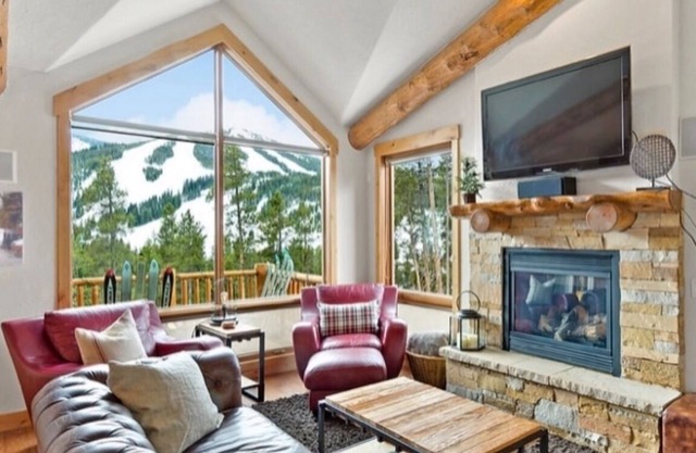 Amazing views from 3 Bdrm Townhome