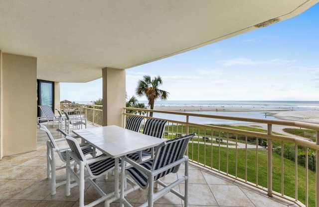 4 bedroom, 4 bath oceanfront condo. Sleeps 10. Ocean Creek Resort.