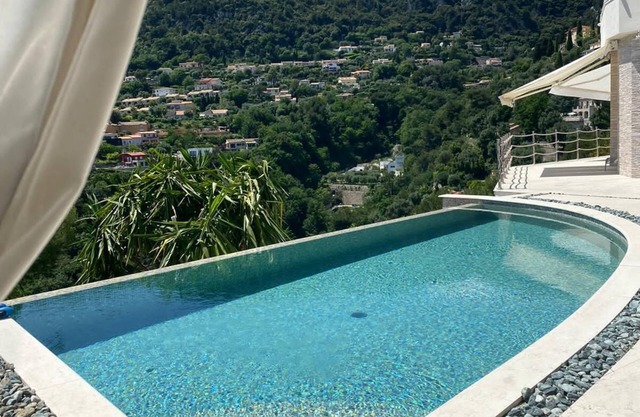 Amazing villa next to Monaco