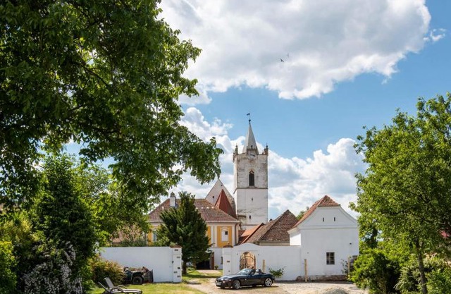 Ambrožův dvůr