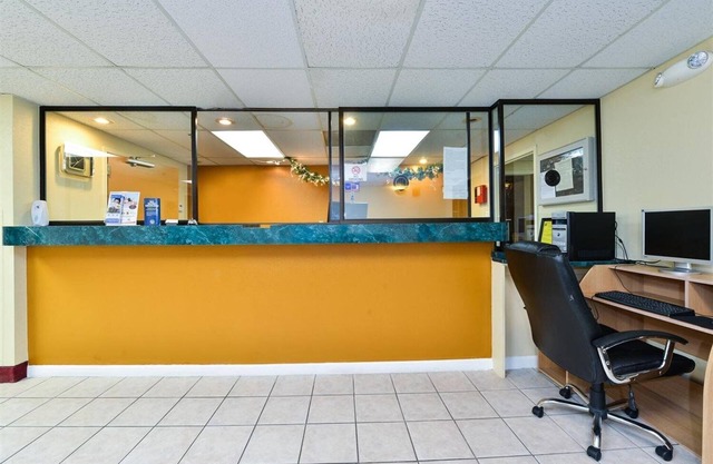 Americas Best Value Inn Evansville