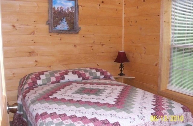 American Pines Cabin, à 5 miles du mont. Rushmore!