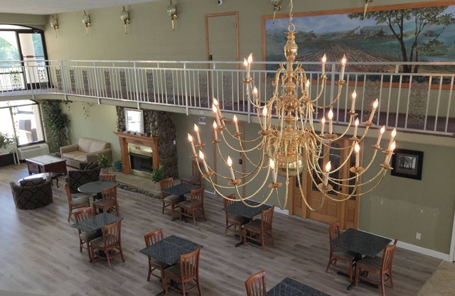Americana Inn