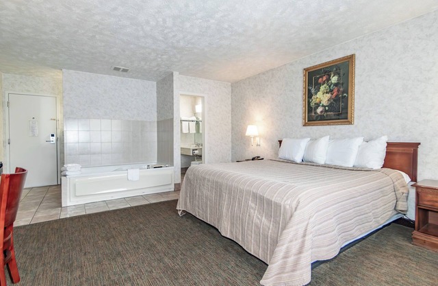 Americas Best Value Inn Austinburg