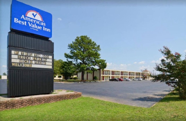 Americas Best Value Inn Wilson - UNITÉ 20 PREMIER ÉTAGE
