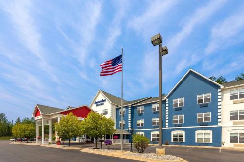 AmericInn by Wyndham Iron Mountain