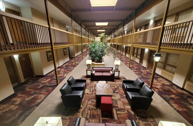 Ramkota Hotel - Watertown