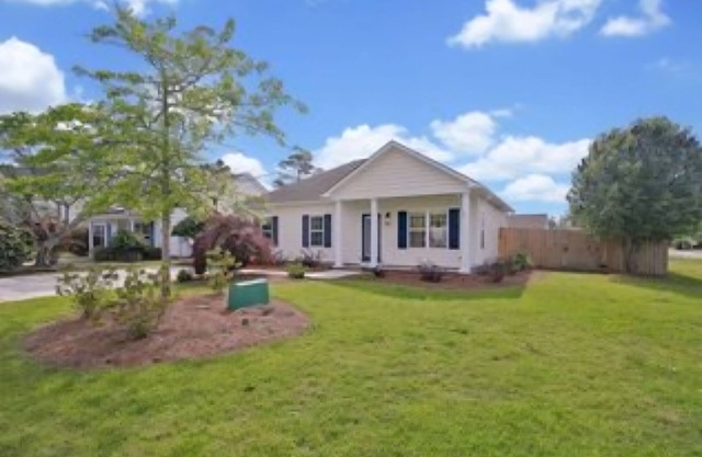 amily Fun~ Dog Friendly~ Home with Pool Access!