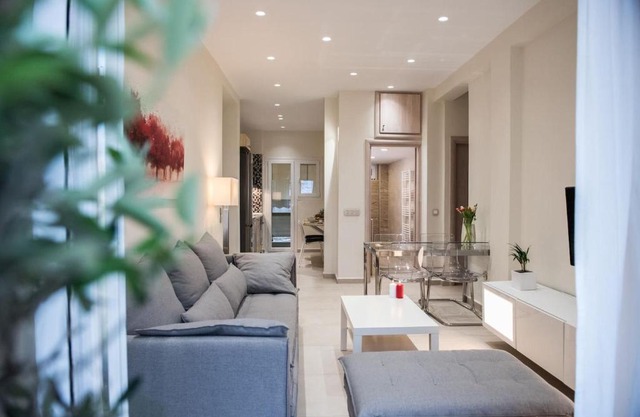 Ammos Elegant Luxury Apartment