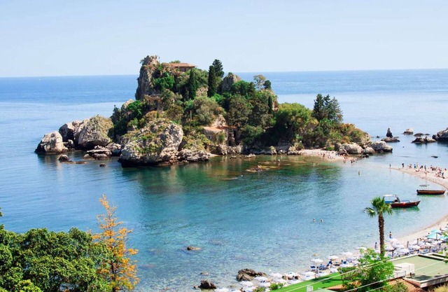 Sant'Anna di Mascali Bivani meublé face à la mer avec terrasse panoramique et parking privé