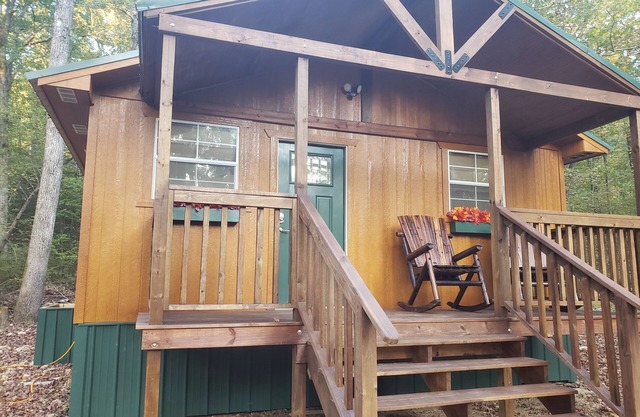 AMRock Cabin - Direct access to Ouachita National Forest and Wolf Pen Gap
