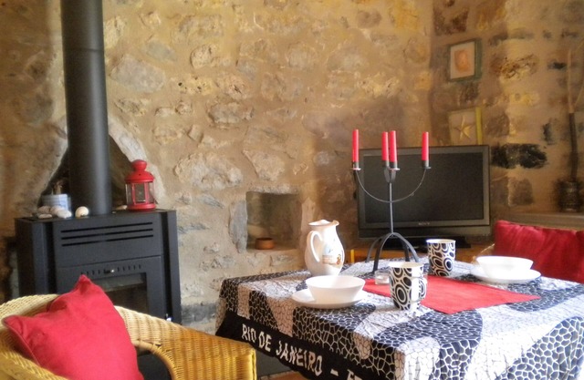 Amygdalia, une maison de pierre 'For You' à Leonidion 45m2