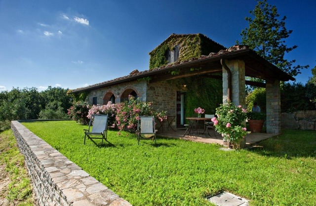Une petite villa enchanteur, idéal pour deux, avec une vue imprenable.