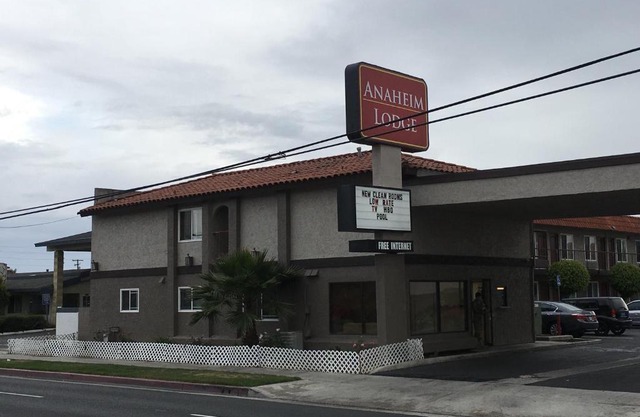 Anaheim Lodge