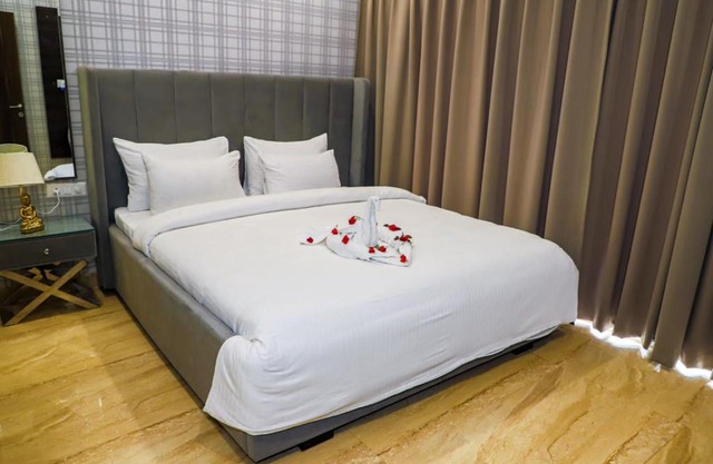 Anand Varsha Luxury Stays