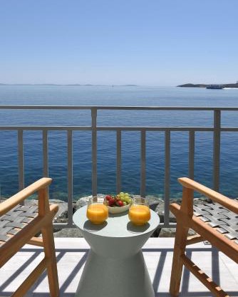 Anaya Suites