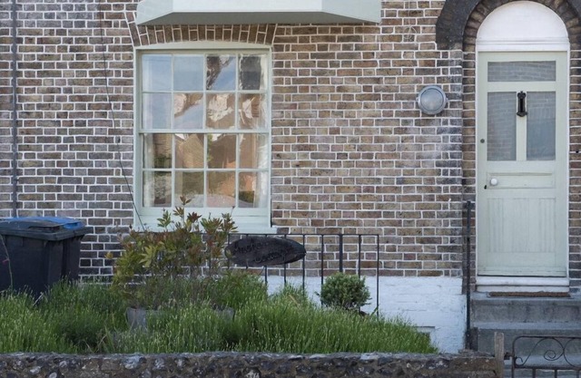 Anchor Cottage - 5 mins walk from Viking & Stone Bay