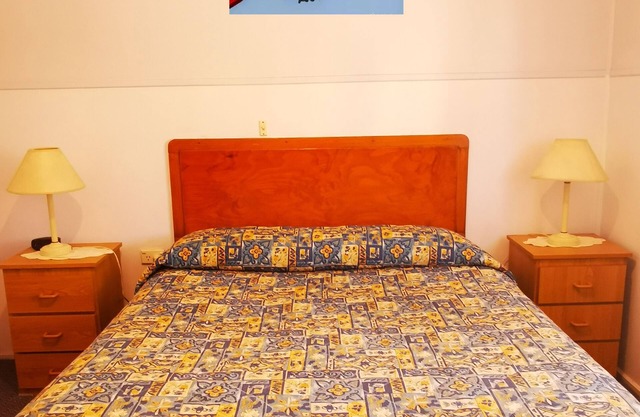 Anchorage long term rent unit, 3 months min, no pet allowed.
