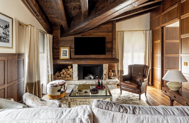 HOTEL ANCORA