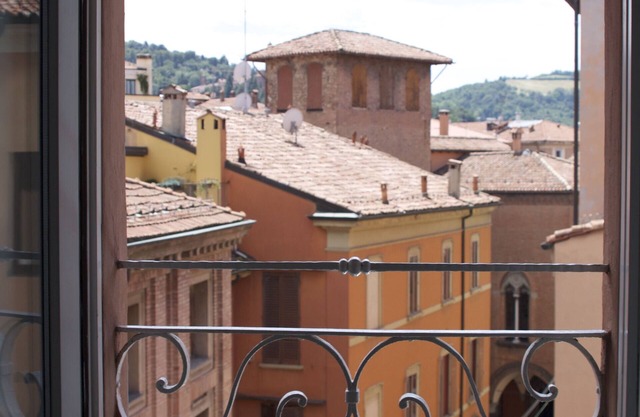 Y espacioso apartamento en el centro histórico -Wi Fi- Aire acondicionado