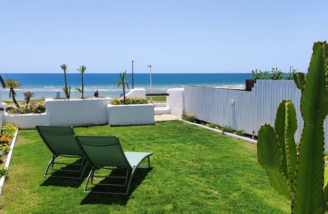 ANDALUCIA HOLIDAY RENTAL COTO DONANA ( PLAYADONANA )