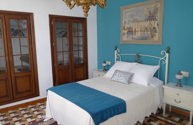 Maison andalouse, patio typique, solarium, pour visiter Grenade, Alhambra, Wifi gratuit