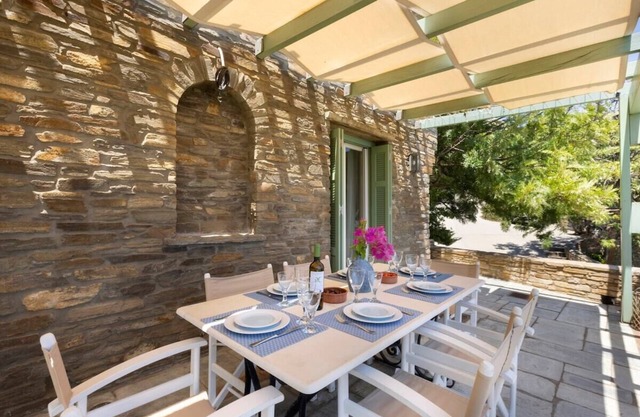 Sun-rock house by the sea
